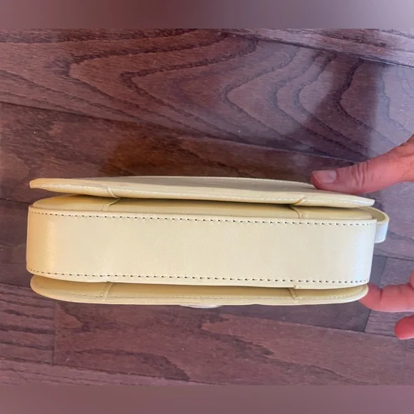 Sezane Mini Milo Classic Pastel Bag. Butter Yellow color - Picture 5 of 12